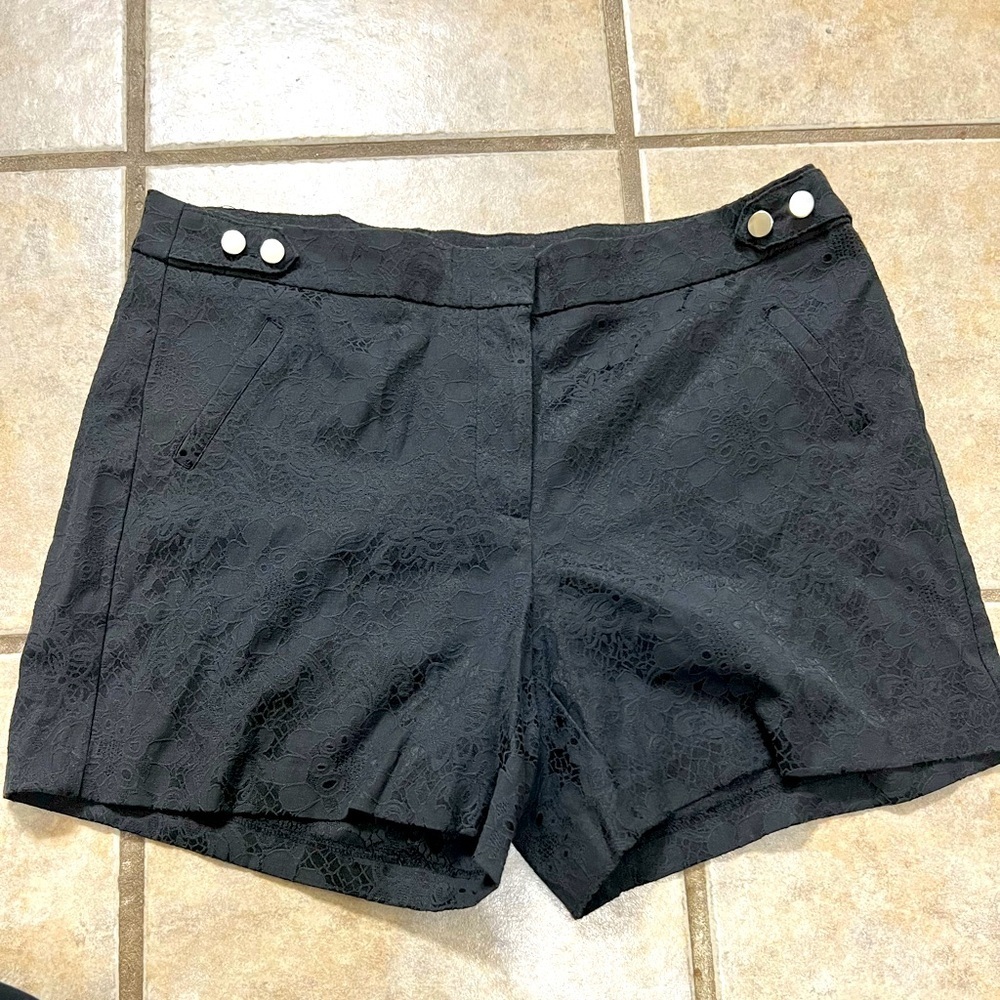 SOHO Apparel Ltd Black Lace Design Print Shorts